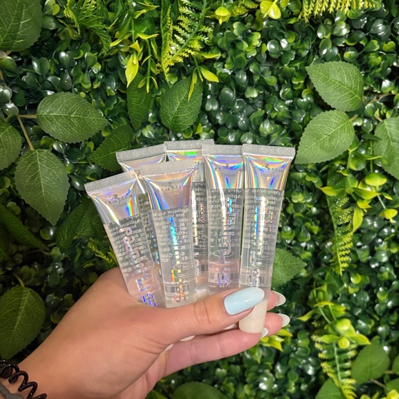 Italia Deluxe So Plumped Vitamin E Lip Glaze: Set of 6 - Picture 2 of 2